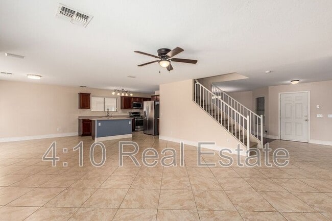 Building Photo - 3748 E Betsy Ln