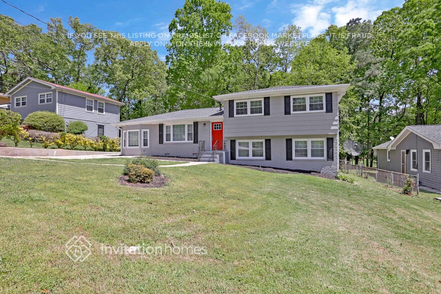 Primary Photo - 2582 Hatfield Cir SE