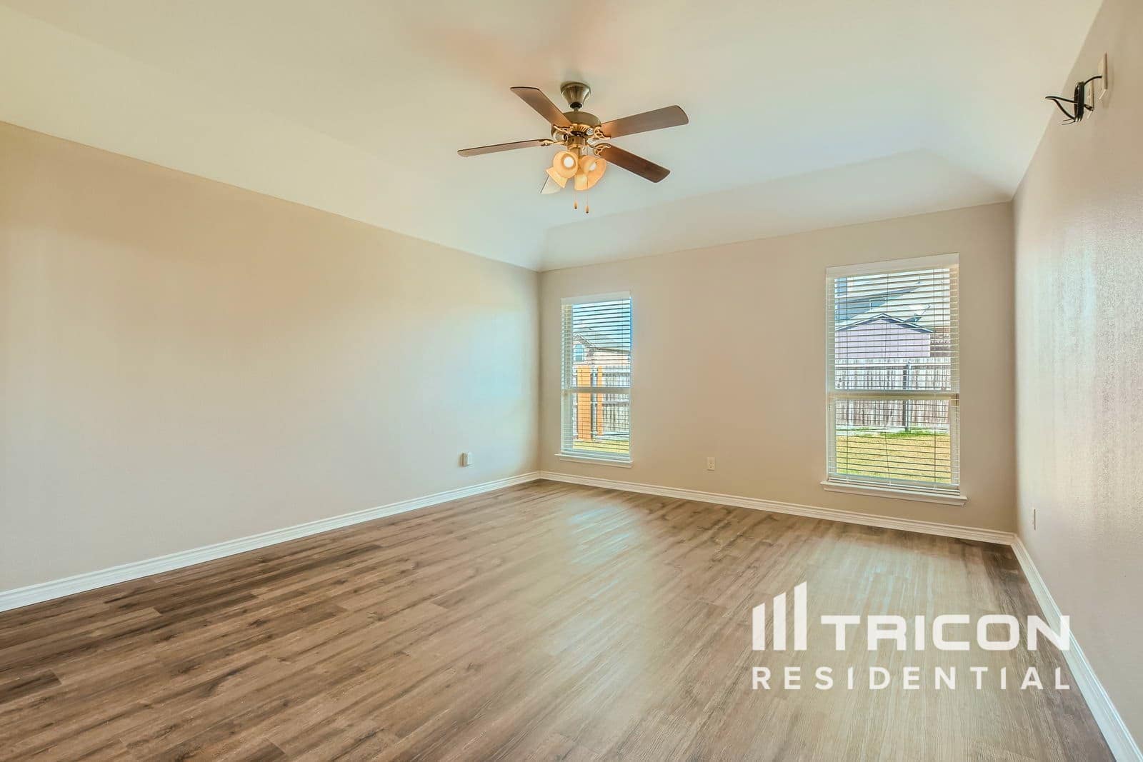 Building Photo - 1426 Rapids Ct