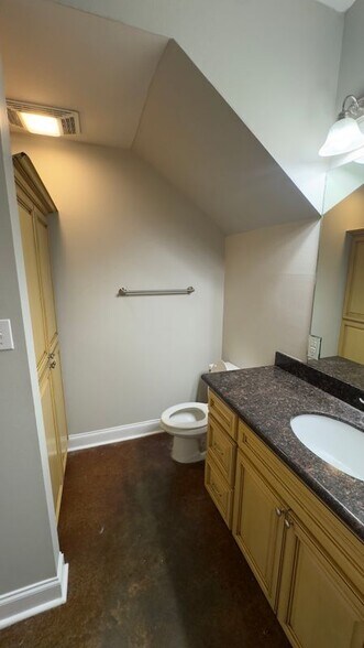 Building Photo - 12356 Village Maison Dr