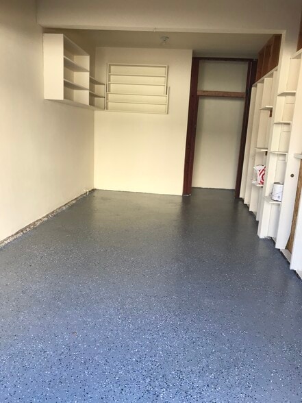 Building Photo - 830 Felspar St