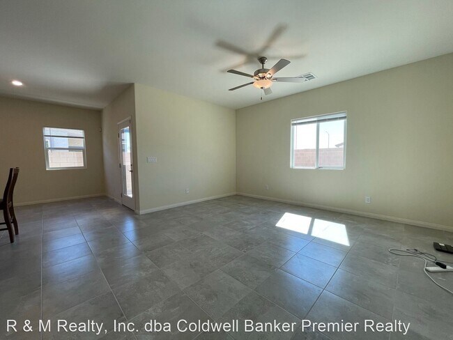 Building Photo - 4 br, 2 bath House - 4317 Glossier Avenue