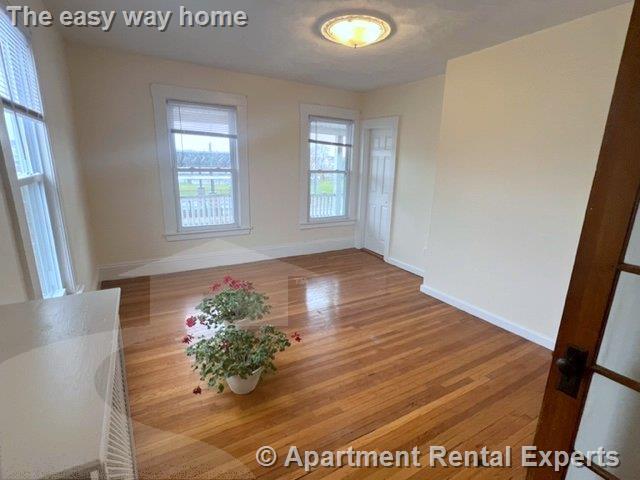 Primary Photo - 543 Broadway