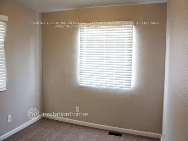 Building Photo - 13298 Lackland Dr