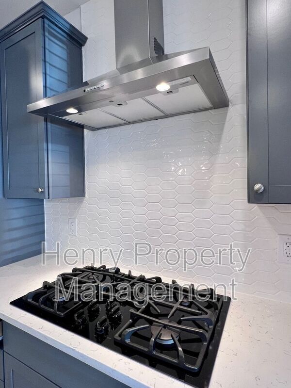 Building Photo - 858 Patriot Summit Lane