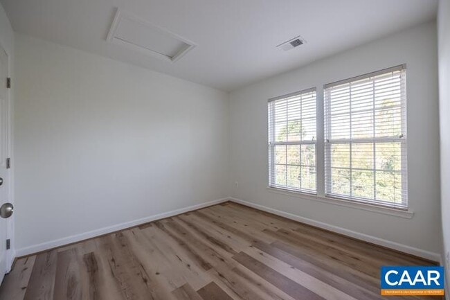 Building Photo - 2693 Aldersgate Way