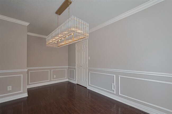 Building Photo - 1523 Brook Grove Dr