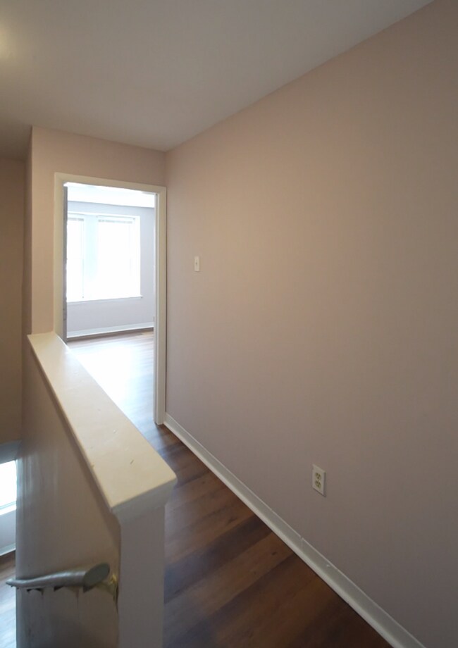 Building Photo - 852 N 42nd St