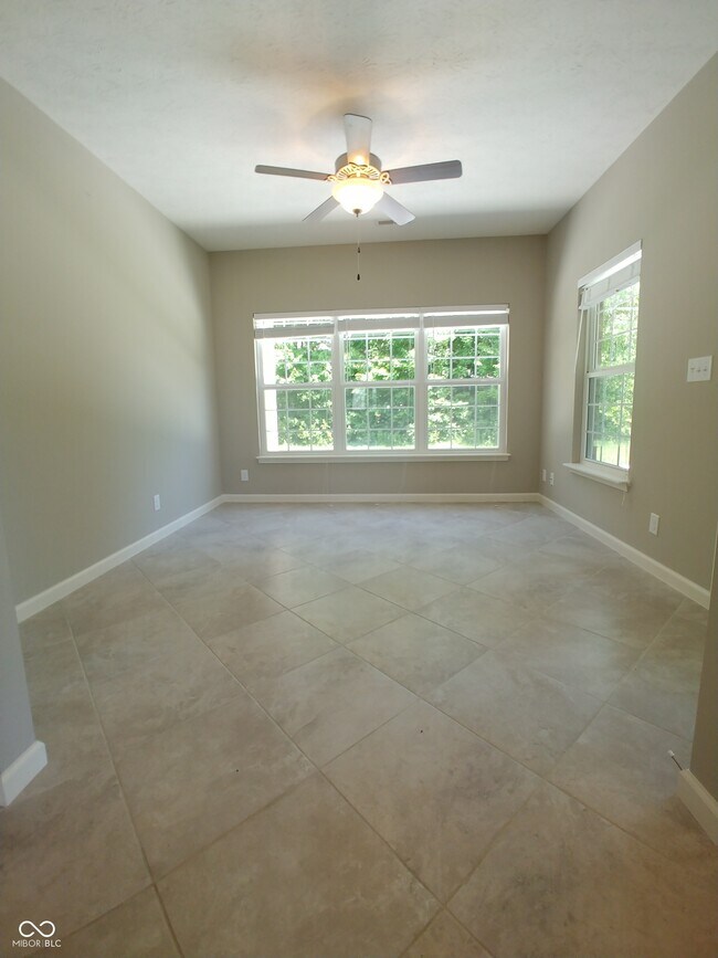 Building Photo - 818 Bluegrass Trail