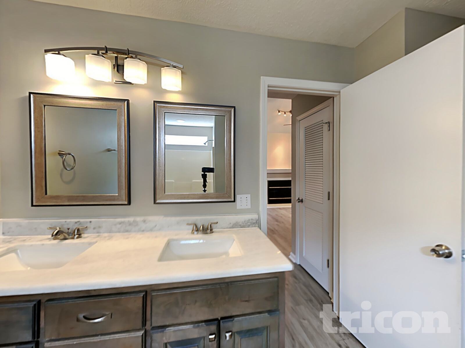 Building Photo - 5713 Briarwick Ct
