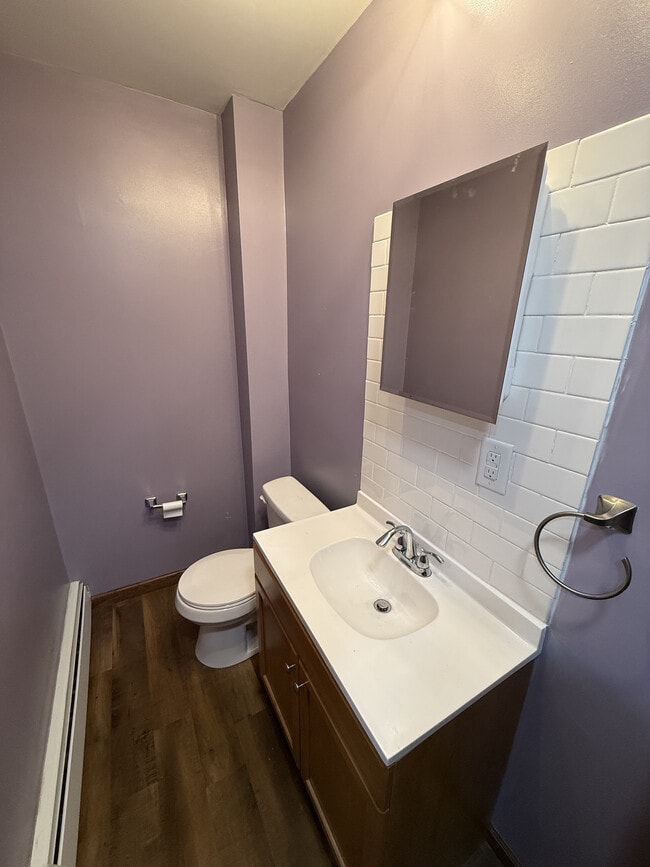 Building Photo - 237 Franklin Ave