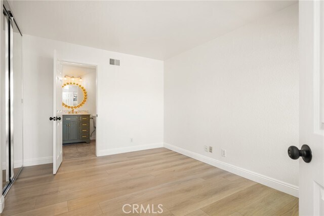 Building Photo - 54 Tamarac Pl