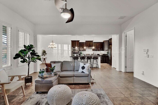 Building Photo - 20465 W Ridge Rd