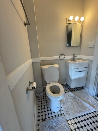 Building Photo - 3515 Grand Ave S