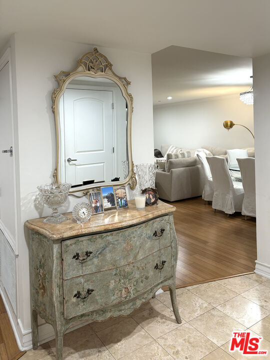 Building Photo - 1828 Glendon Ave