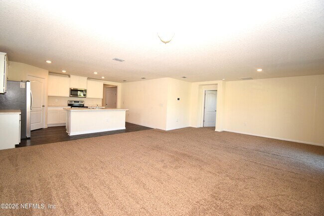 Building Photo - 3733 Shiner Dr