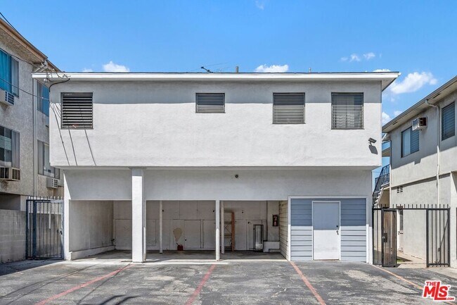 Building Photo - 1657 Colby Ave