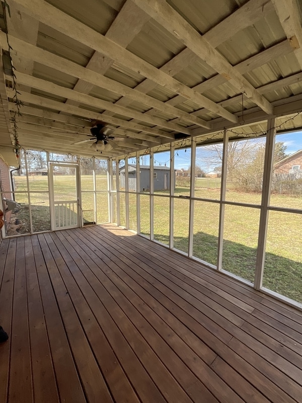 Building Photo - 301 Richard St