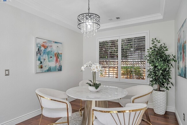 Building Photo - 260 Abigail Cir