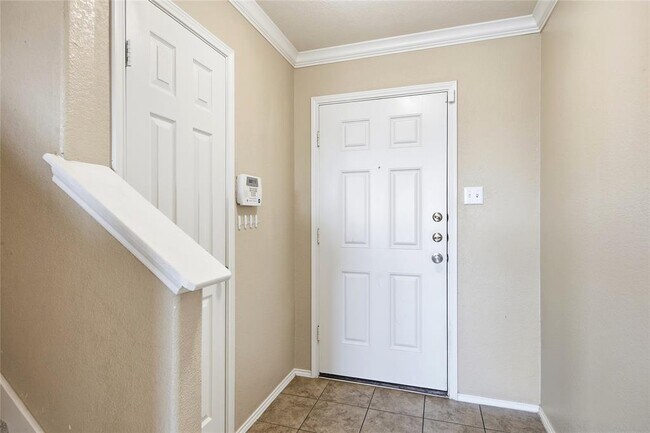Building Photo - 11525 Autumn Ash Dr