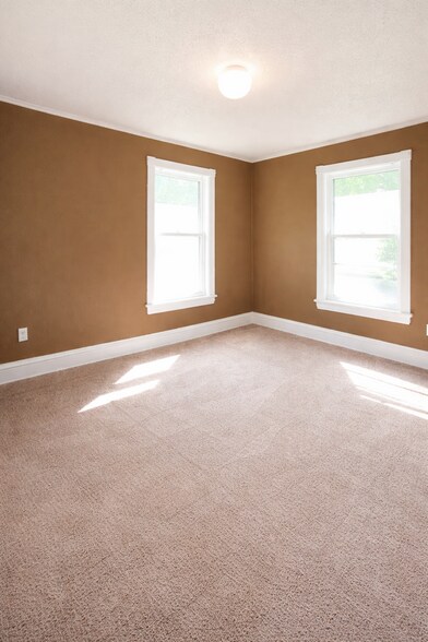 Building Photo - 1689 Marshall Ave