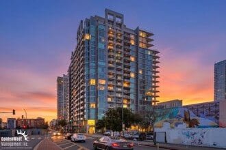 Building Photo - Bright and Open 1Bdm 1Ba Modern Condo in Downtown San Diego’s Smart Corner Community.