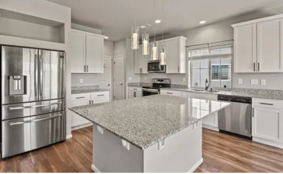 Building Photo - 7238 Fauna Glen Dr