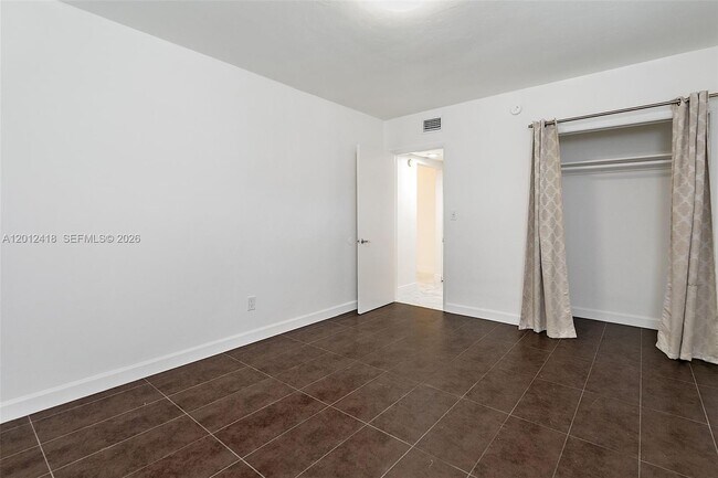 Building Photo - 645 NE 77th St