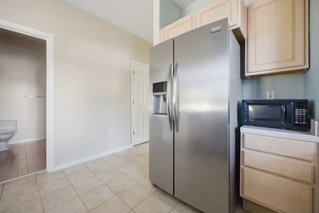 Building Photo - 1026 High Dunes Quay
