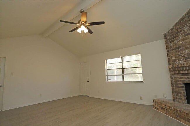 Building Photo - 5023 Monteith Dr