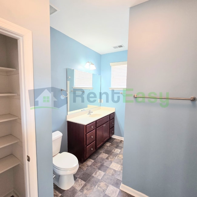 Building Photo - 1449 Rollesby Way