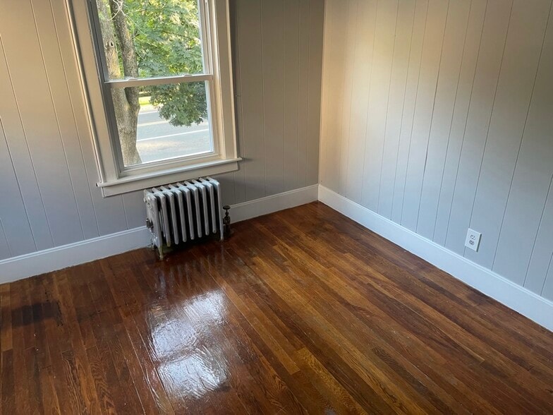 Building Photo - 600 Alden St