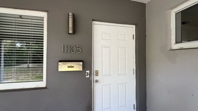 Building Photo - Biscayne Park Duplex