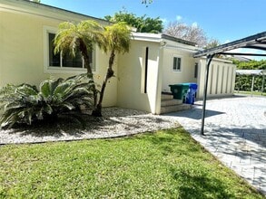 Building Photo - 4190 Pamona Ave