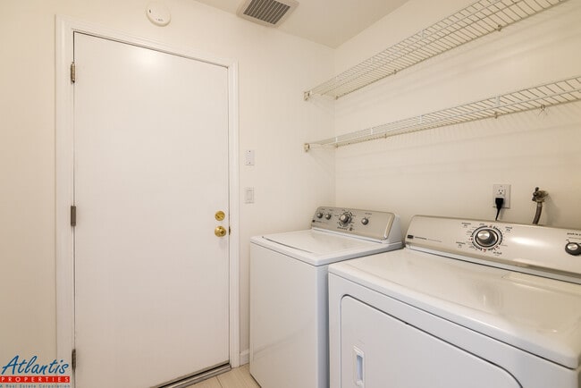 Building Photo - Gorgeous Home | Remodeled | Cupertino Schools