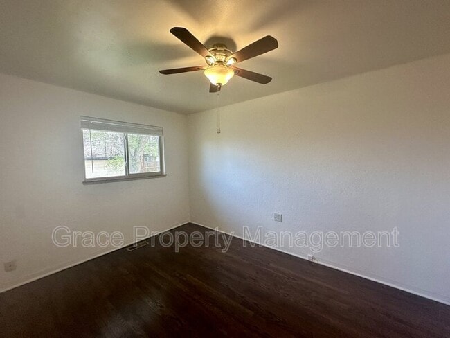 Building Photo - 1340 Otis St