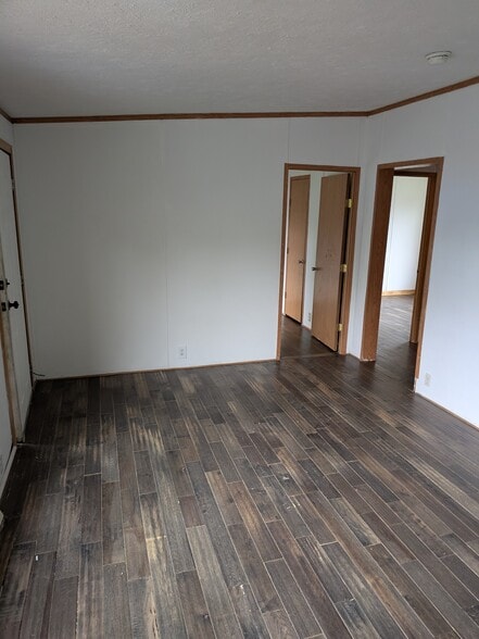 Building Photo - 64 Rosebud Ave