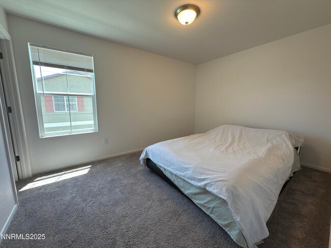 Building Photo - 9774 Silver Dollar Ln