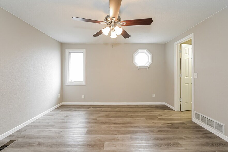 Building Photo - 3501 S Richfield Cir