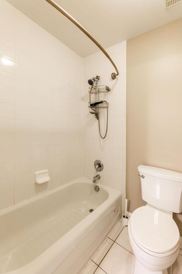 Building Photo - 4930 Brooksview Cir