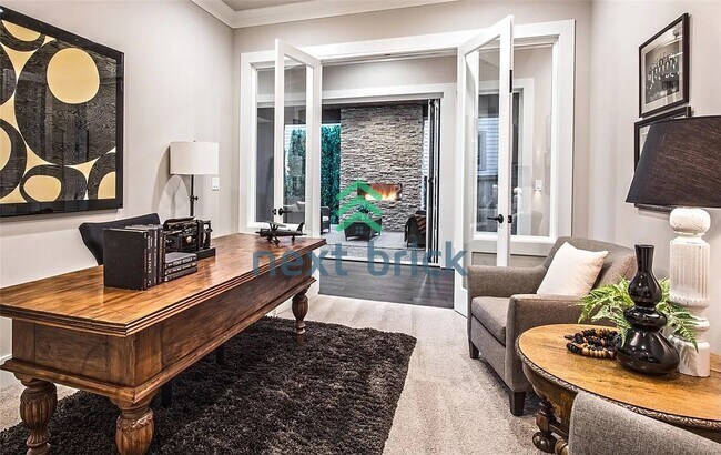 Building Photo - Luxurious 5-Bed, 5-Bath Oasis in Bellevue's Prime Location!