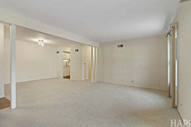 Building Photo - 591 Shorely Dr