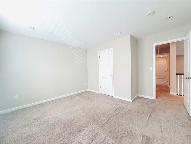 Building Photo - 607 Michigan Cir
