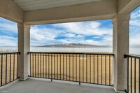 Building Photo - 3 br, 2 bath Condo - 563 N 360 W
