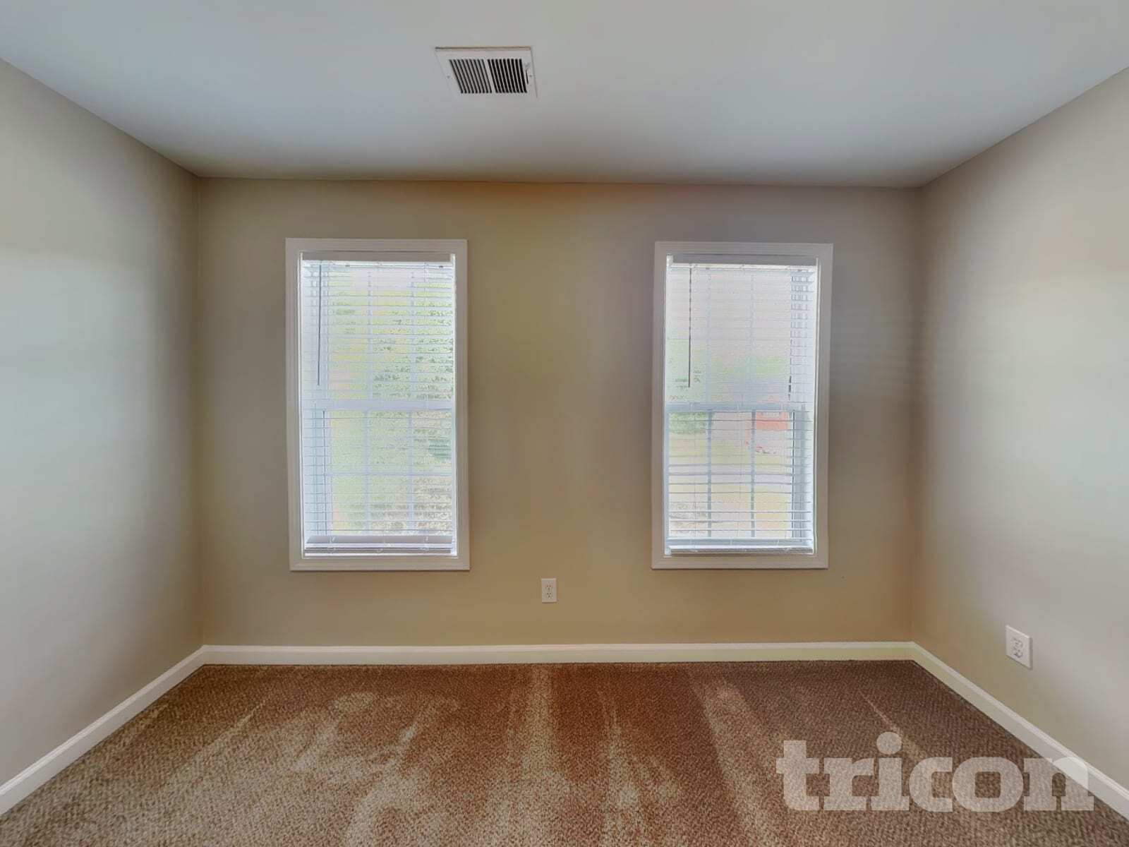 Building Photo - 9260 Carnes Estates Dr