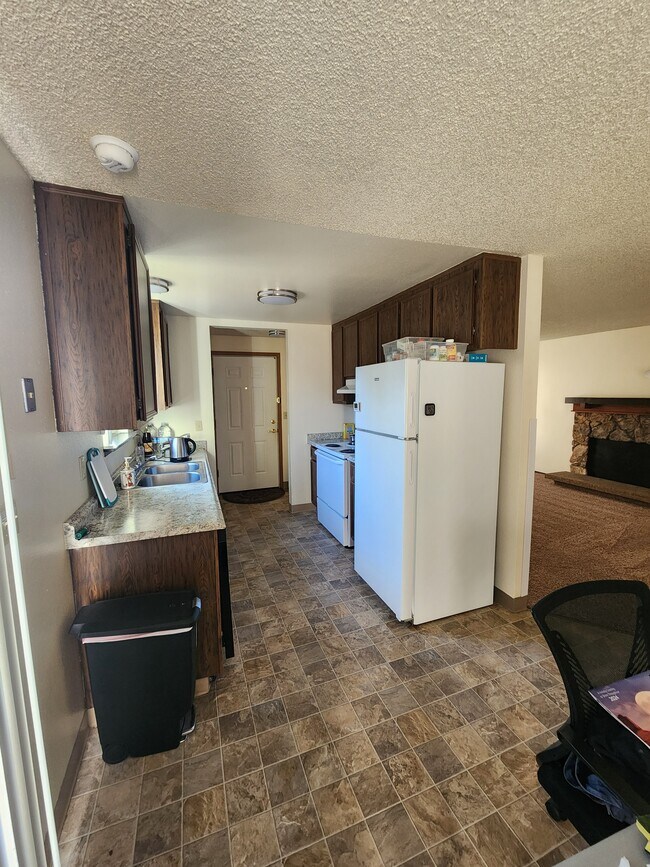 Building Photo - 17010 15th Ave E