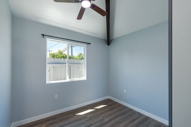 Building Photo - 1 Bedroom + 1 Bathroom ADU | Cal-Gisler | Oxnard | Unfurnished
