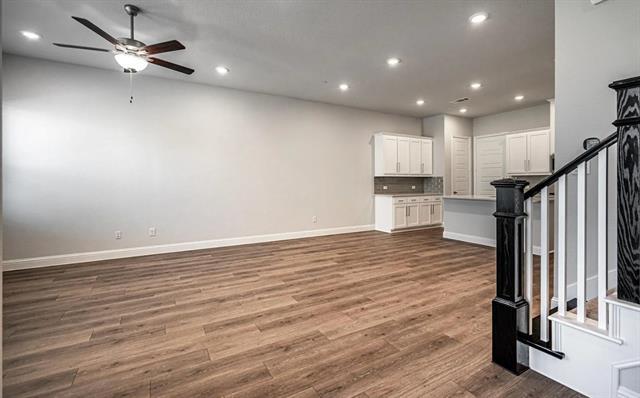 Building Photo - 336 Almanor St