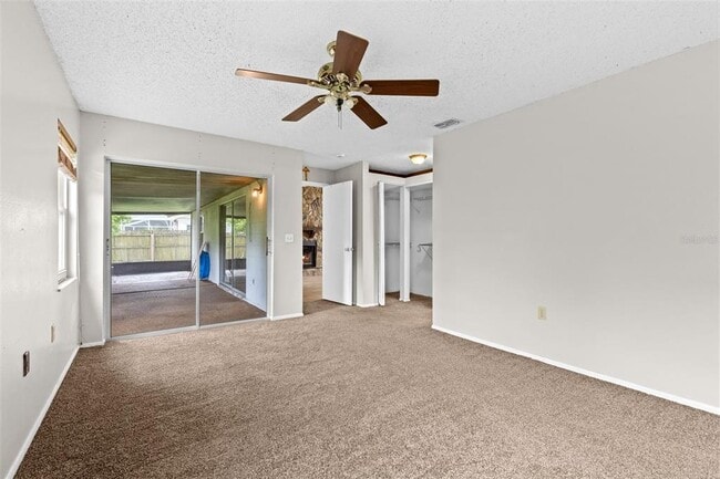 Building Photo - 629 Stillview Cir
