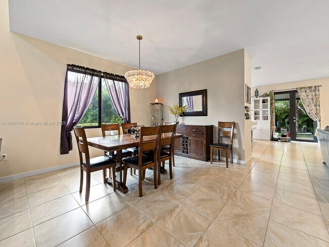 Building Photo - 16820 SW 109th Pl